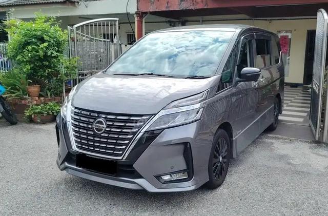 2022 Nissan SERENA 2.0 PREMIUM HIGHWAY STAR (A) - 1