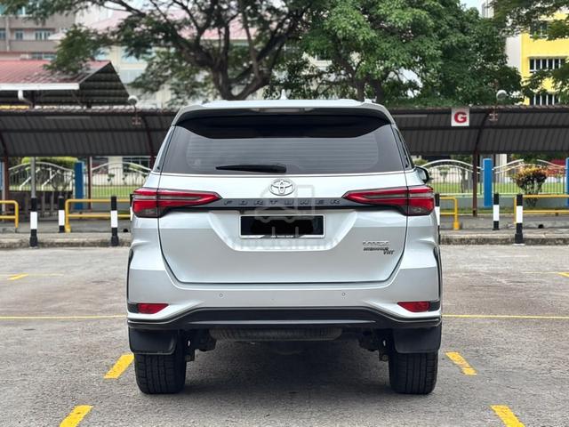 2022 Toyota FORTUNER 2.8 VRZ 4X4 (A) - 4