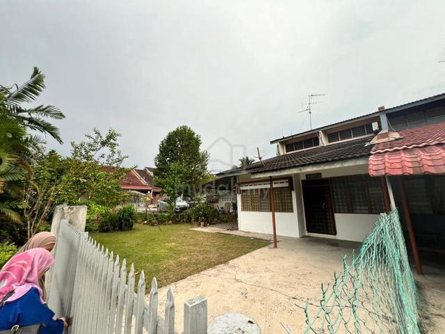 Corner Taman Perling, Johor Bahru 1