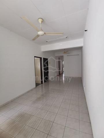 Landed House At Bayan Lepas For Rent, Penang 1