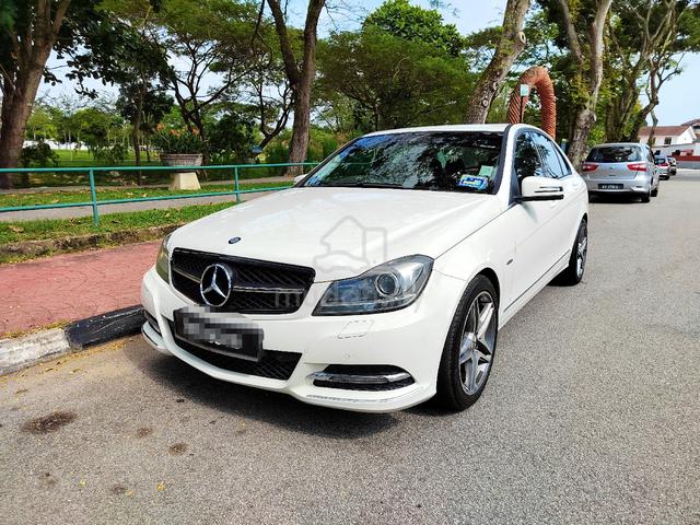 2011 Mercedes Benz C200 CGI BlueEFCY - 1