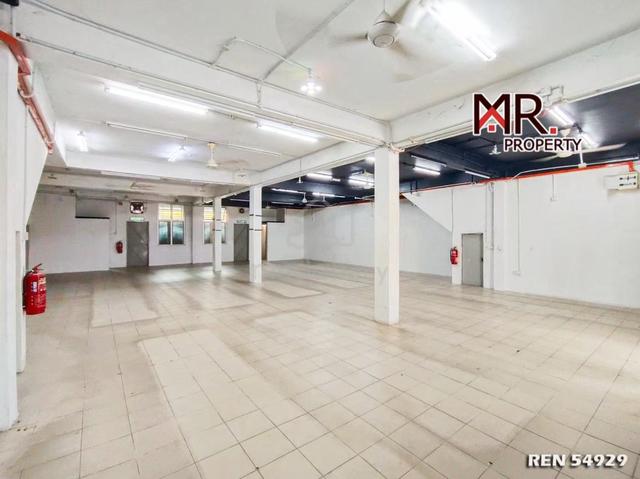 2 UNIT LINKED Ground Floor Shop Lot Taman Bistari Utama FOR RENT 1