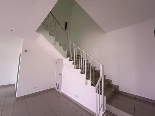 M Panora 1