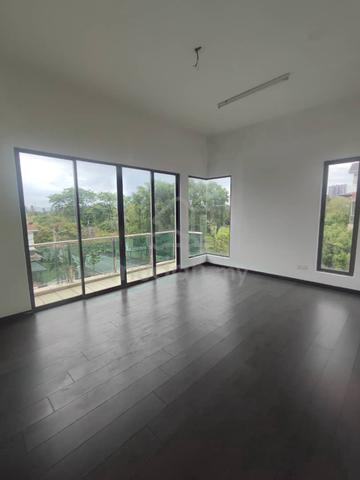 3 Storey Corner Bungalow for Sale in Taman Kerjasama/Bukit Mertajam 1
