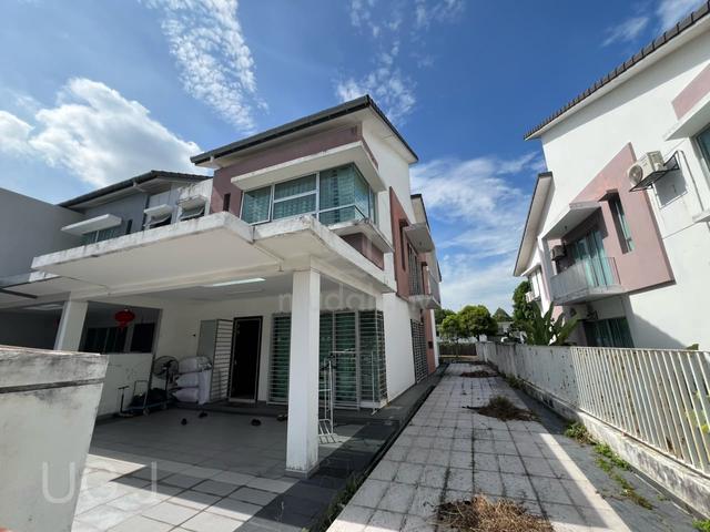 Ambang Botanic 2 Klang Double Storey END LOT for sale gated guarded 1