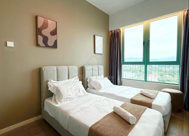 Bay Suites 1