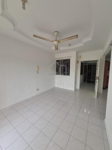 Villa Emas 1