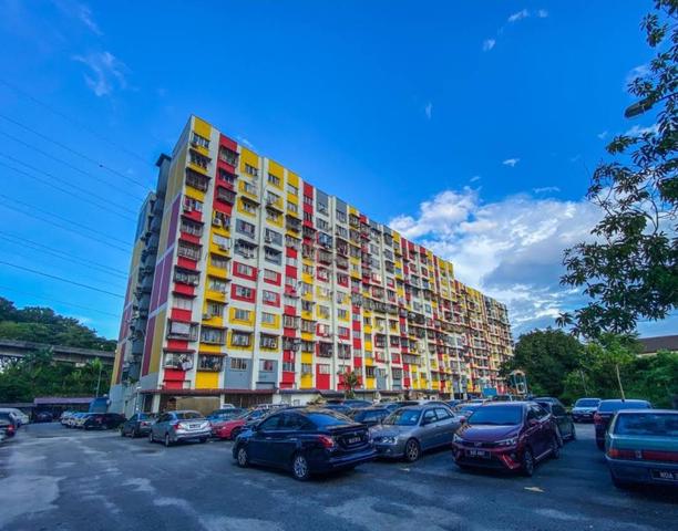 Seri Aman Apartment 1