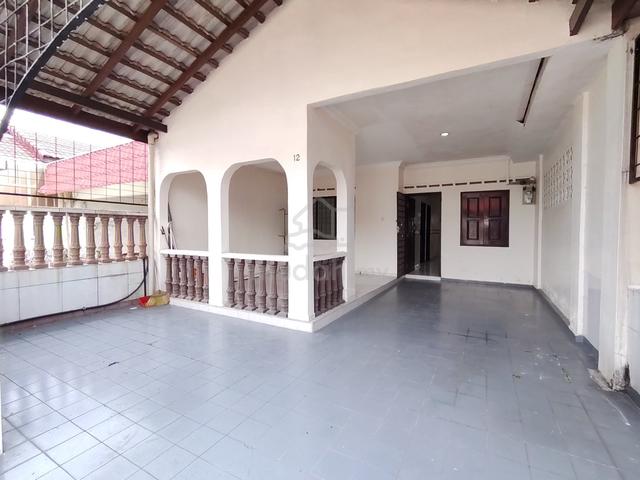 JLN PERTANIAN, TMN UNIVERSITI, SKUDAI - 1 Storey FULLY RENOVATED 1