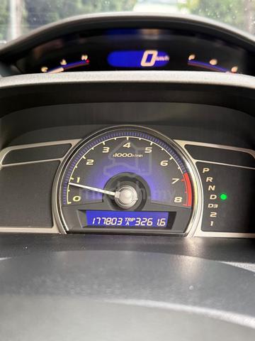 2009 Honda CIVIC 1.8 I-VTEC (A) - 4