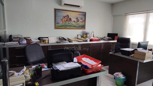 1.5 Storey Terrace LIght Industry at Tmn Industry Bukit Panchur NT 1