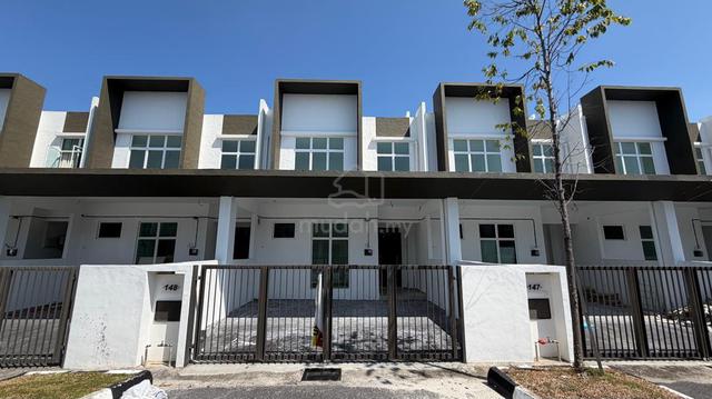 Lacasa lunas – guarded & gated new double storey cheapest unit 1