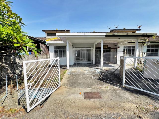 Taman Desaria|Nilai|Single Storey, Intermediate|Freehold Non-Bumi Lot 1
