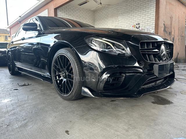2016 Mercedes Benz E250 AVANTGARDE (CKD) 2.0 - 3