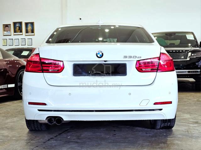2017 BMW 330e Sport Line F30 Sunroof 1 Owner - 4