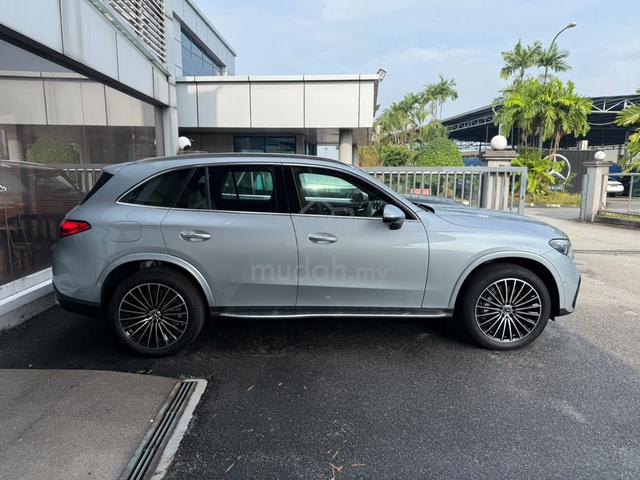 PRE-REG 2025 Merc-Benz GLC350e 4MATIC AMG - 2