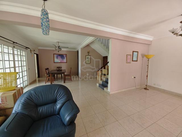 FACING OPEN RENOVATED CORNER UNIT Bandar Tun Hussien Onn Cheras 1