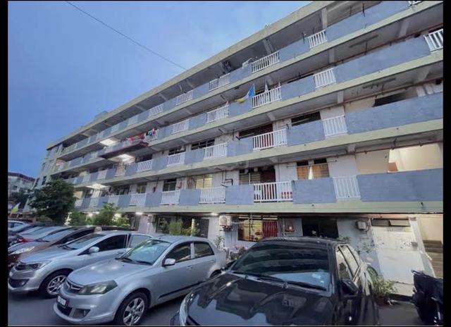 Flat Taman Tun Dr Awang 1