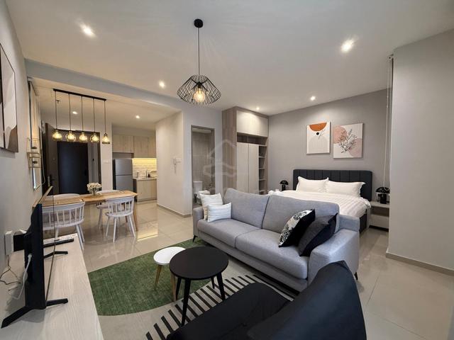 Iconic Regency 1
