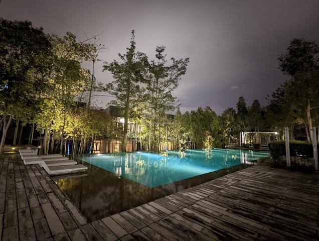 Mirage By The Lake 1