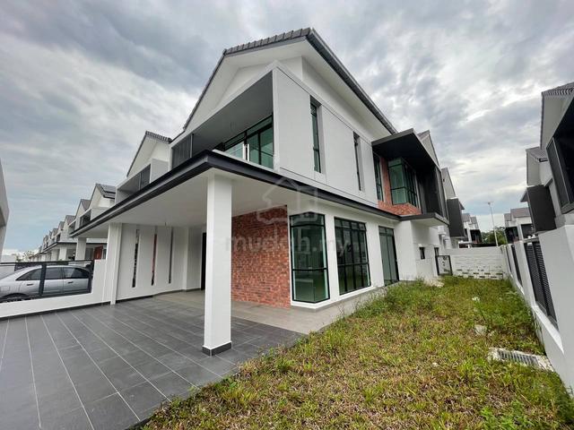 ASPIRA GARDEN, GERBANG NUSAJAYA - 2 Storey Cluster House / G&G 1