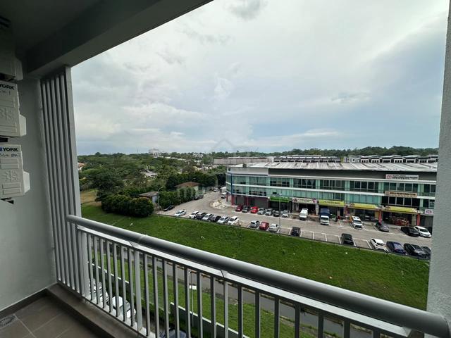 Sky Peak Residences 1