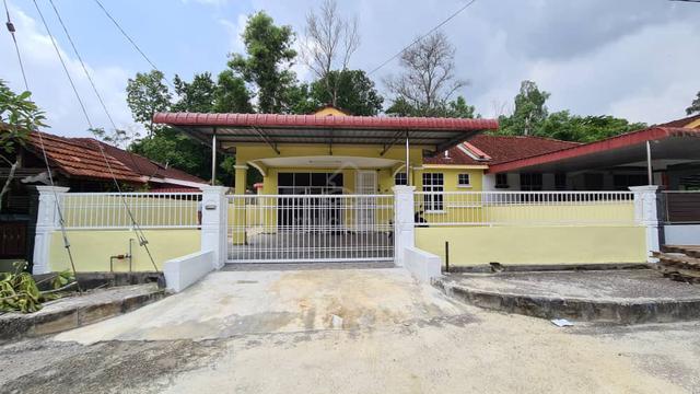 Sinar Permata Single Storey Semi D , Sungai Petnai 1