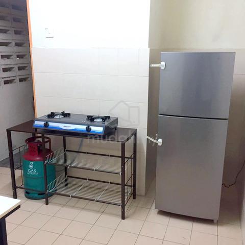 BILIK SINGLE PEREMPUAN -TAR VILLA APARTMENT- Near LRT WANGSA MAJU 1