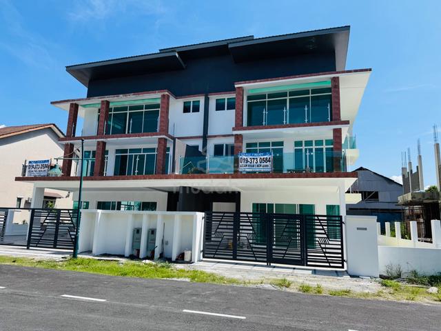 New 3 Storey Semi-D House Taman Ikhlas Bandar Baru Sg Long Kajang 1
