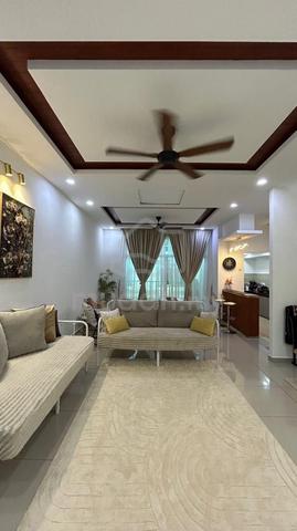 WOW CANTIK HABIS😍FULL RENO‼️Teres 2 Tingkat, La Casa Lunas. 1