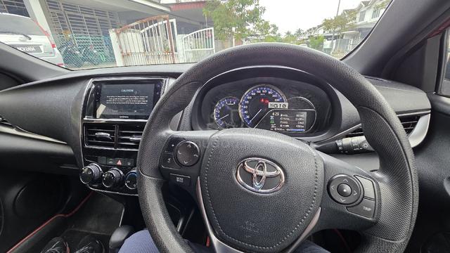 Toyota Yaris 1.5 E spec - 2