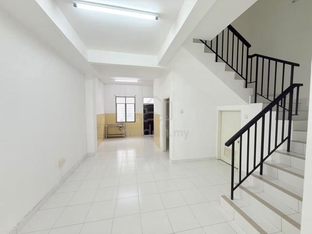 Jp Perdana / Cube 166 / Double Storey 1