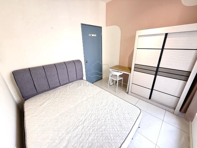3 Min Walk MRT! Fully Furnished Middle Room, EMERALD 9, CHERAS Batu 9 1