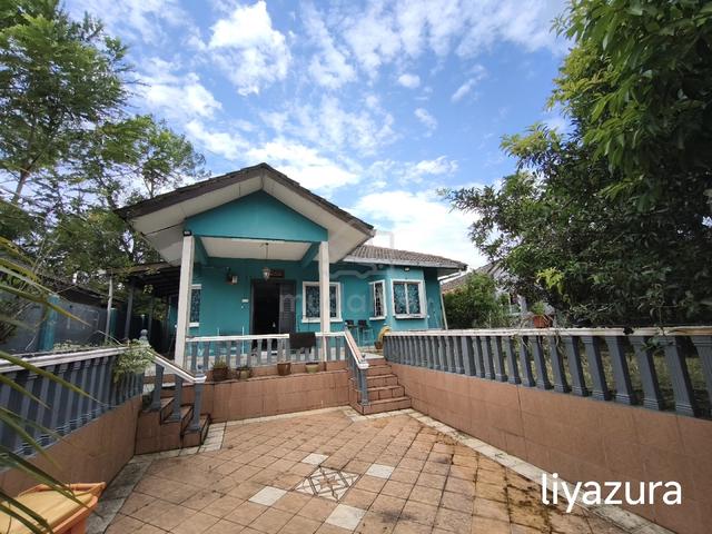 SERENDAH:Rumah Teres Desa Melor 1