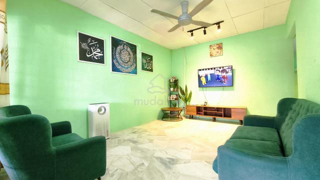 Fully Furnished 1-Storey Paling Luas di Taman Desa Vista 1