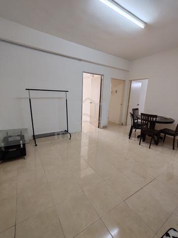 D'Piazza Condominium 1