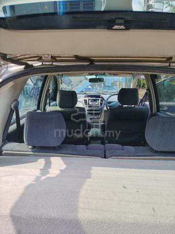 2003 Toyota NADIA 2.0 (A) - 2