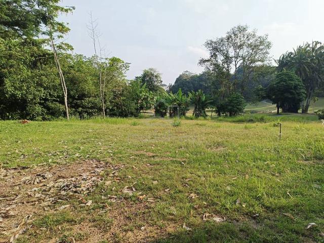 Melaka Ayer Keroh GATED Tiara Golf Land BELOW VALUE 1