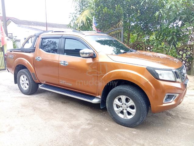 Nissan Navara NP300 2.5SE (A) 4WD - Direct Owner - 5