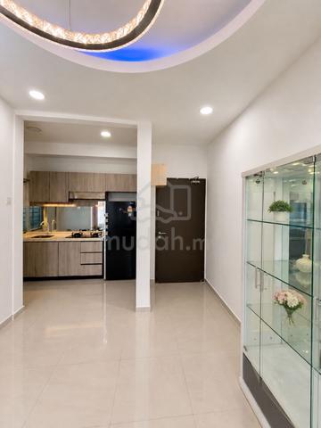 Seri Austin Residence Luxury Apartment 1