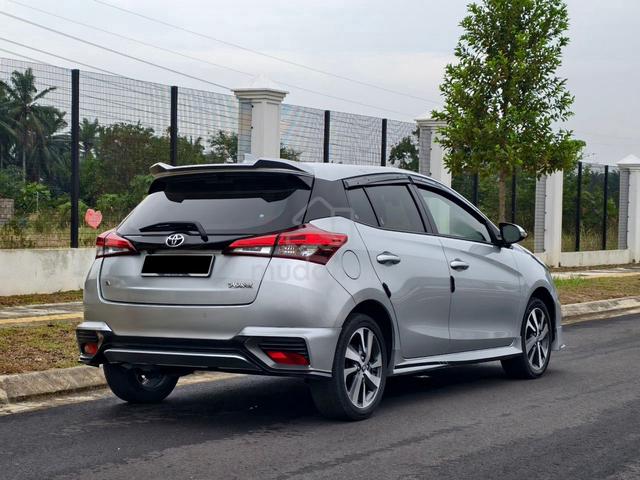 2022 Toyota YARIS 1.5 E (A) CAR KING FULL LOAN - 4