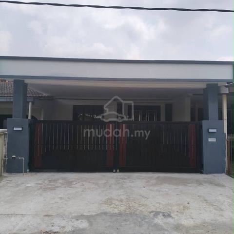 Taman Gembira, Tampoi, Fully Renovated, 15mins to Jb Custom, Freehold 1