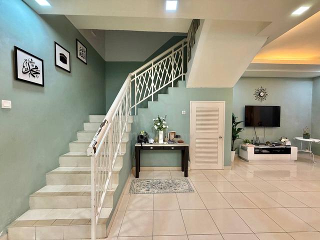 FULLY FURNISH! BIG Taman Puncak Saujana, Kajang, Double Storey Terrace 4