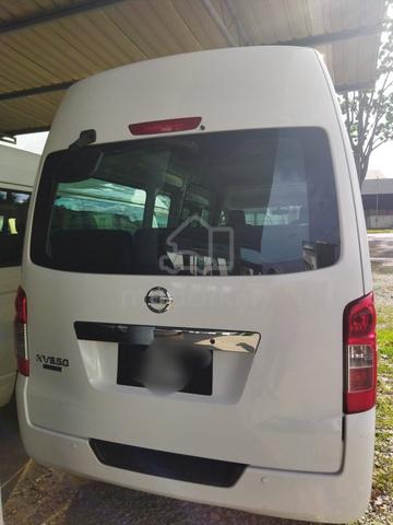 Nissan Urvan NV350 (M) 2018 Window V Green Diesel - 2