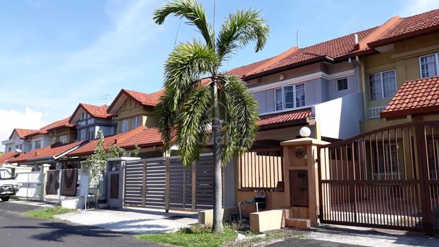 Small Room F/F (2 Storey House) @ Kota Kemuning, Seksyen 32, Shah Alam 1