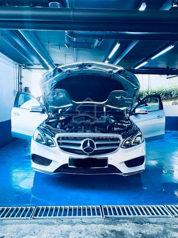 2015 Mercedes Benz E300 BLUETEC AMG Direct Owner - 4