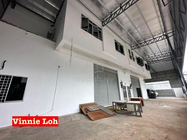 Newly Refurbished Semi-D Factory @ Permatang Tinggi | 10,000sf  1