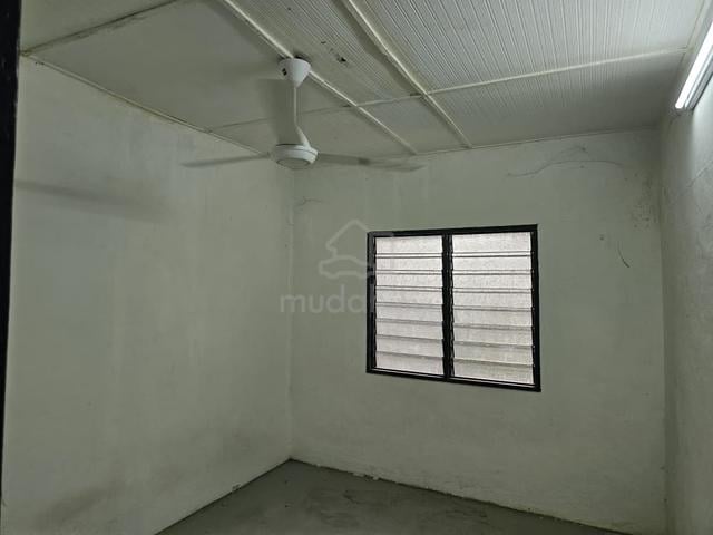 Lebuh Tuna 1
