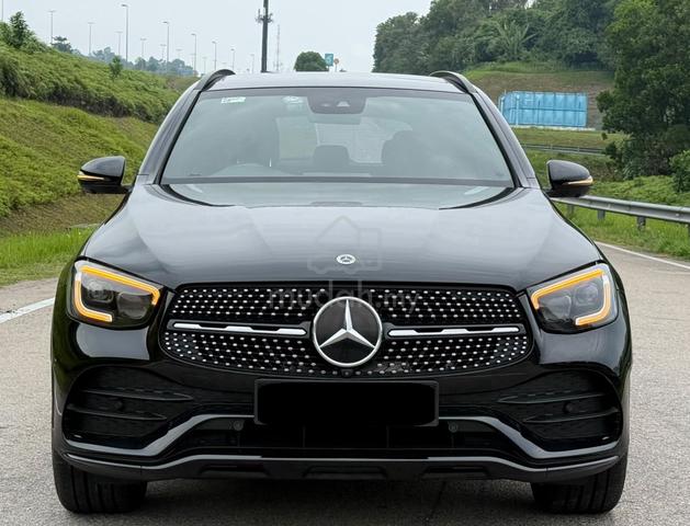 Mercedes Benz GLC300 2.0 AMG (A) BENZ FULL SERVICE - 3