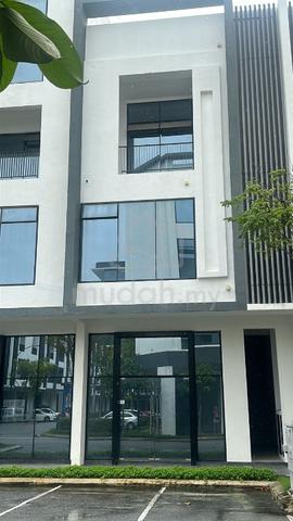 Vervea Batu Kawan 3 storey Shop office with Lift Gated Guarded nr IKEA 1